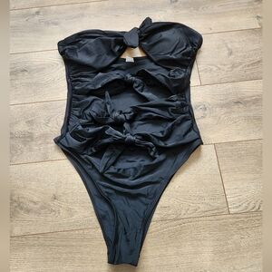 Size Large Black sexy Bow Swimsuit